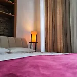 Peramira *