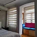 Peramira Apartment *