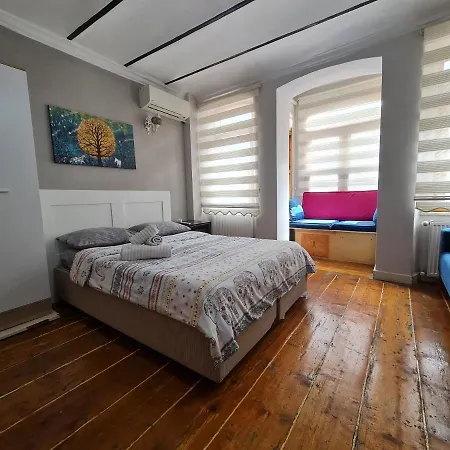 Peramira Appartement *